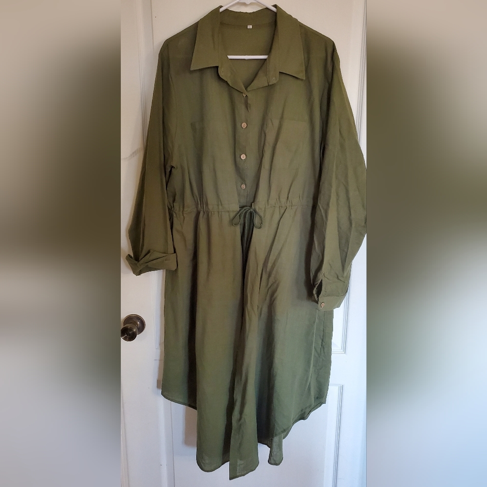 Olive green linnen button front dress!